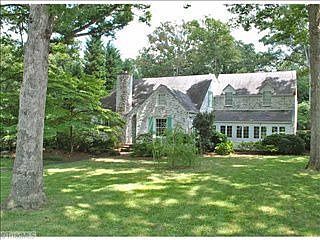 525 Roslyn Rd, Winston Salem, NC 27104 | Zillow