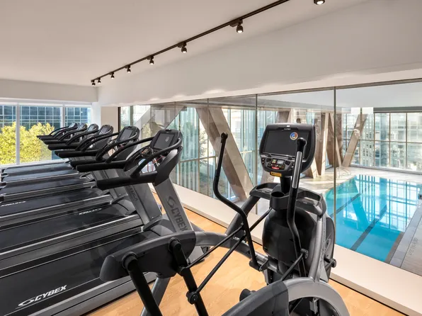 1 West End Avenue image 9 of 12