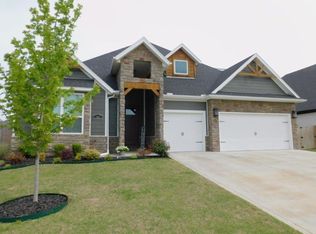 960 Silver Maple St, Centerton, AR 72719