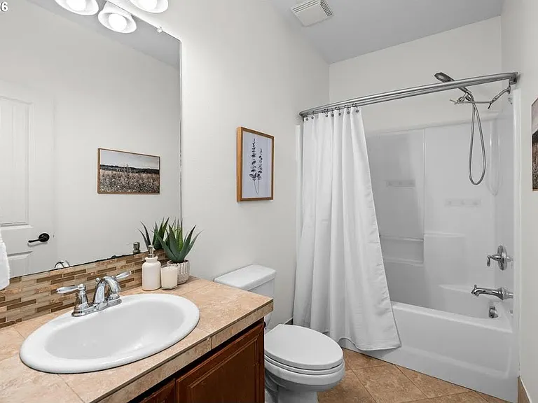 16147 SW Medallion Ln — Photo 7