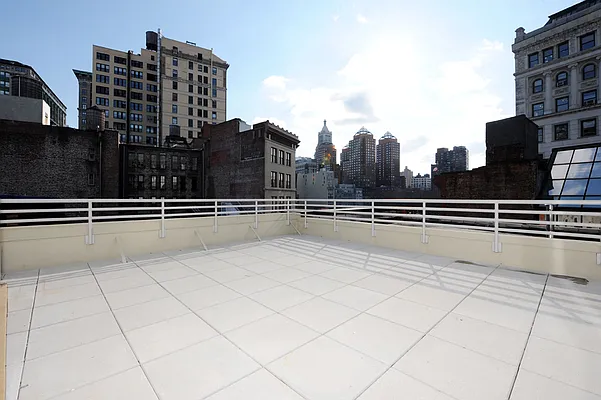 Rented by Engel & Völkers New York City | media 18