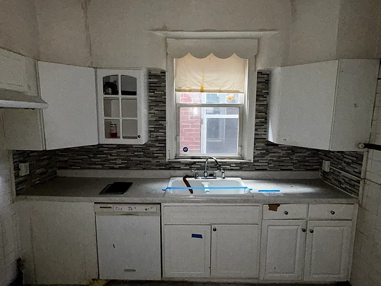 4223 W Labadie Ave — Photo 9