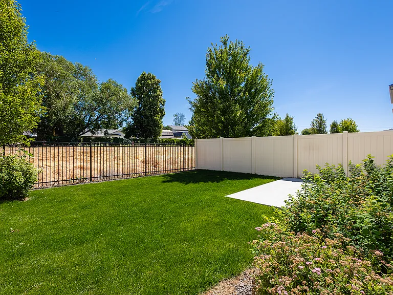 2014 S Defio Way — Photo 45