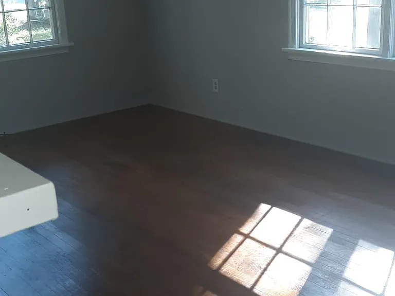1413 Iola Dr — Photo 3