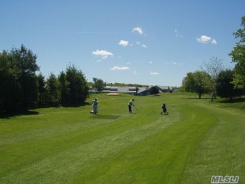 3rd image of 359 Woodland Ct