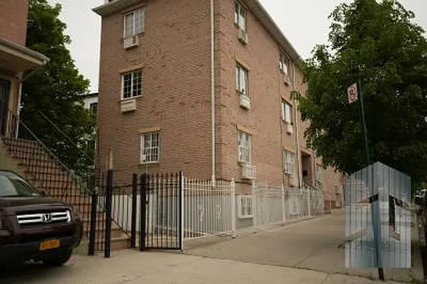 Sold by Skyline Group Real Estate | media 10