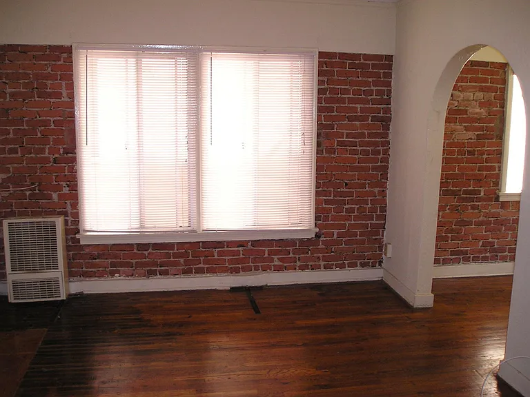 654 S Detroit St #306 — Photo 7