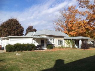 122 W Washington St, Millersburg, IN 46543