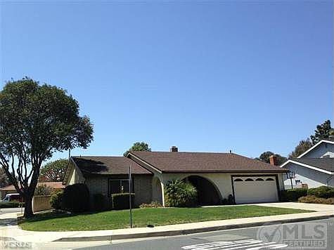 2nd image of 1009 N Agusta Ave