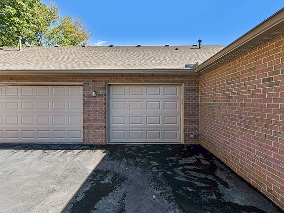 5th image of 6068 Warbling Ln #28