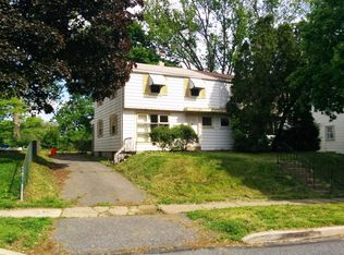 1201 Mulberry St, Upland, PA 19015