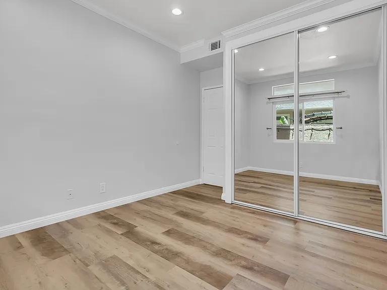 28191 Newport Way #J — Photo 13
