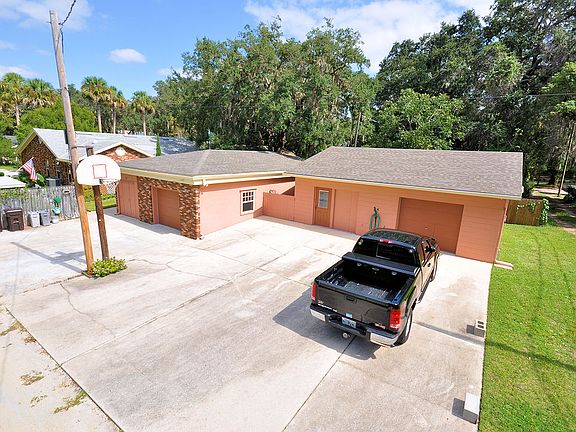 2nd image of 3 Nelmar Ave