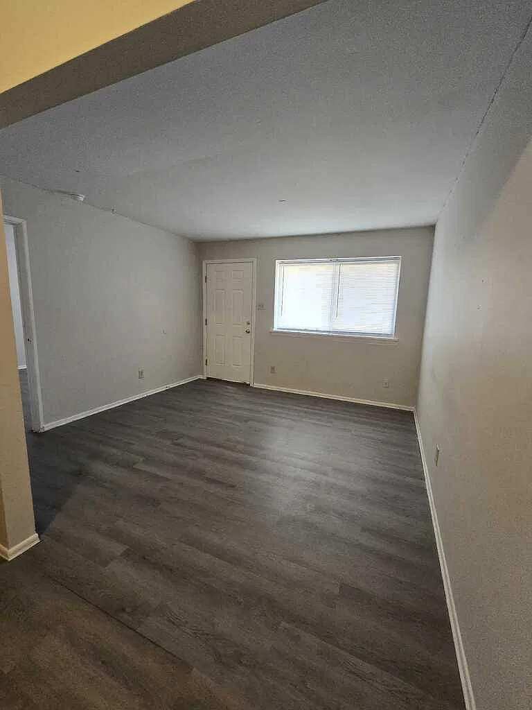 1 bed, $790 — Photo 4