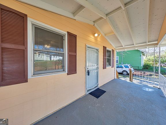 3rd image of 1776 Spring Ave