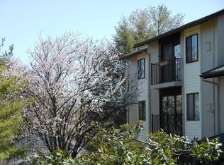 35 Spring Ct, Charlottesville, VA 22901