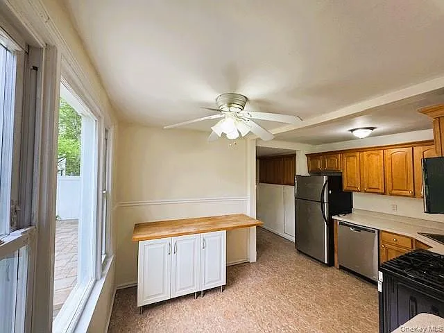 42 Hamilton Rd #LEFT — Photo 7