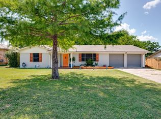 1409 E Sherman Dr, Denton, TX 76209