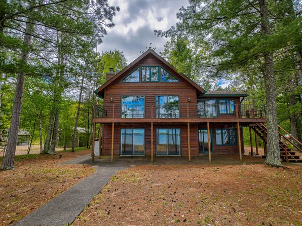 10121 N Comstock Rd, Hayward, WI 54843