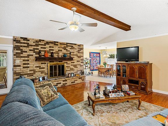 4th image of 2803 Good Shepherd Dr