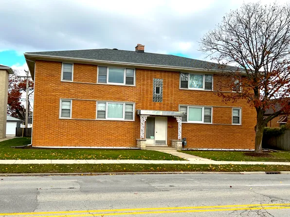 1515 E 31st St #B, La Grange Park, IL 60526