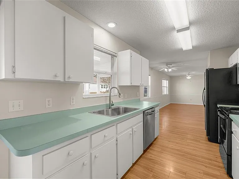 8478 SW 61st Terrace Rd — Photo 7