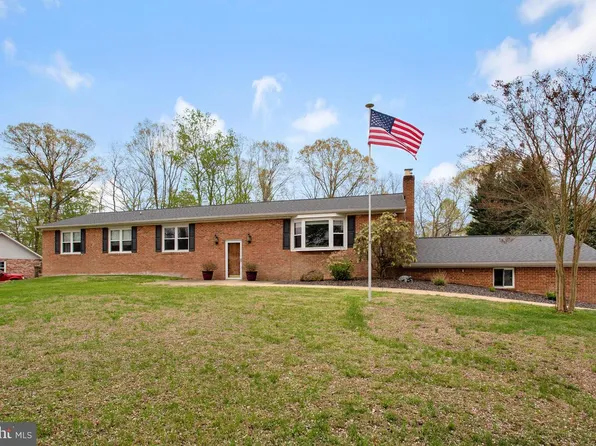 11802 Rivershore Dr, Dunkirk, MD 20754