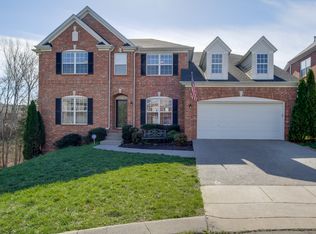 333 Forest Bend Dr, Mount Juliet, TN 37122