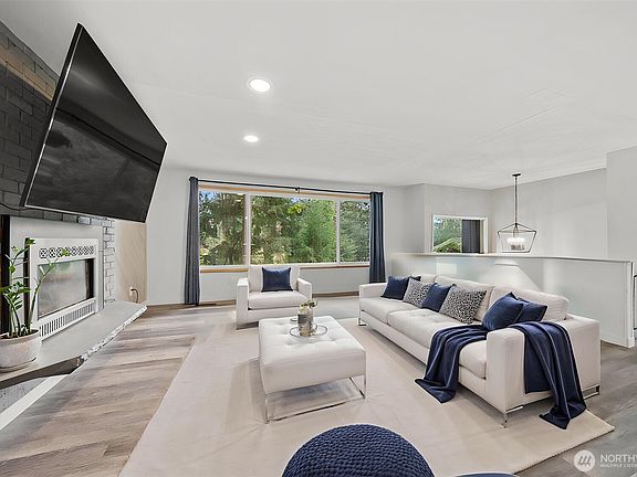 2nd image of 11719 258th Avenue E
