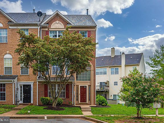 5th image of 8851 Briarcliff Ln