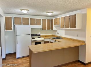 2020 W 36th Ave APT 10, Anchorage, AK 99517