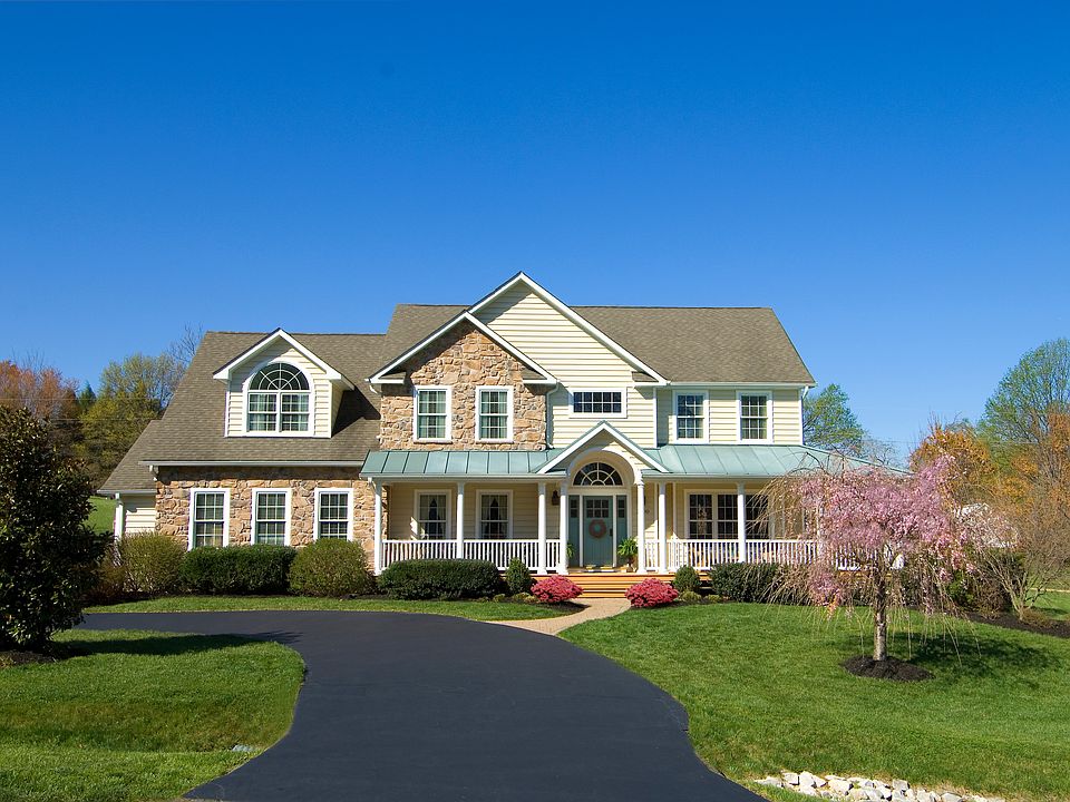 1st image of 3300 Belnap Ct
