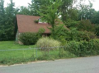 690 Wilson St, Heavener, OK 74937