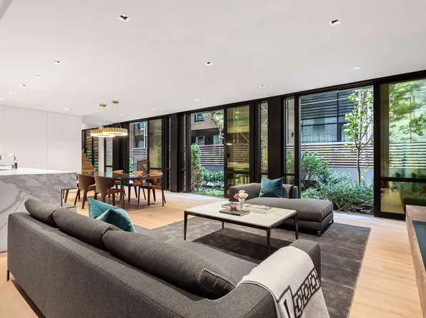 421 Hudson Street image 1 of 26