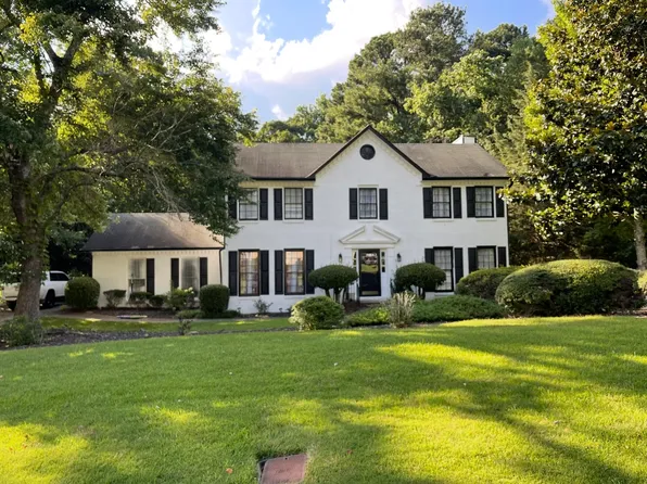 1521 Catherine Ct, Suwanee, GA 30024