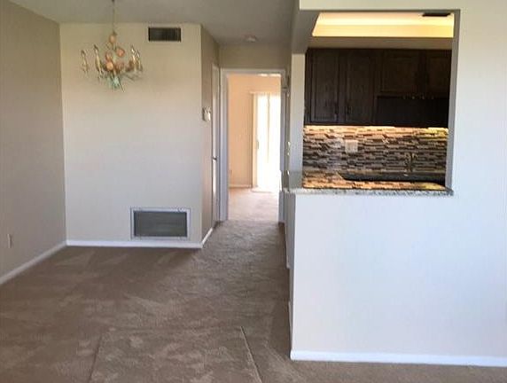 5th image of 53 Woodland Dr APT 204