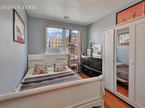 4th image of 95 Dikeman St APT 1L