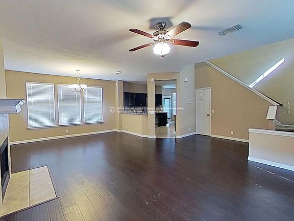 5th image of 2215 Bent Bow Dr