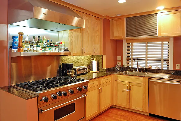 Sold by Corcoran | media 7