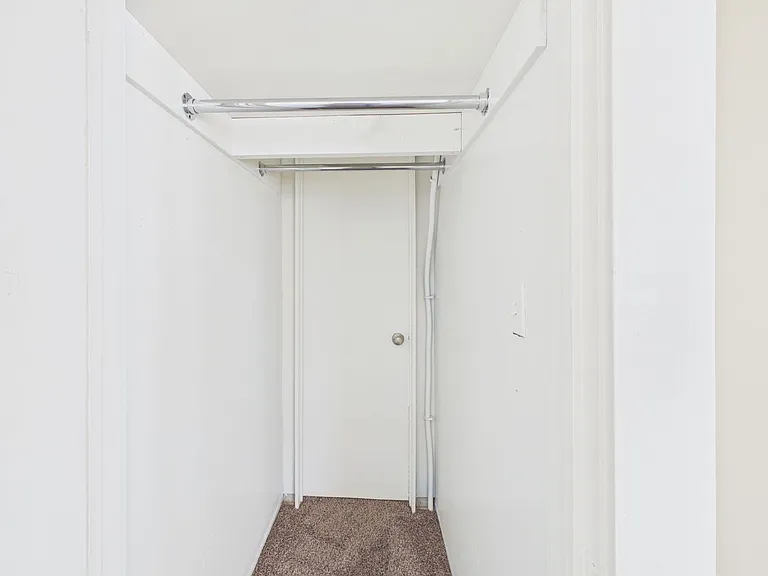 701 Sunset Ter — Photo 13