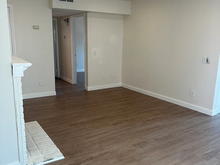 14116 Tiara St #5 — Photo 9