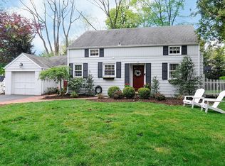 19 Cleverdon Rd, Ho Ho Kus, NJ 07423