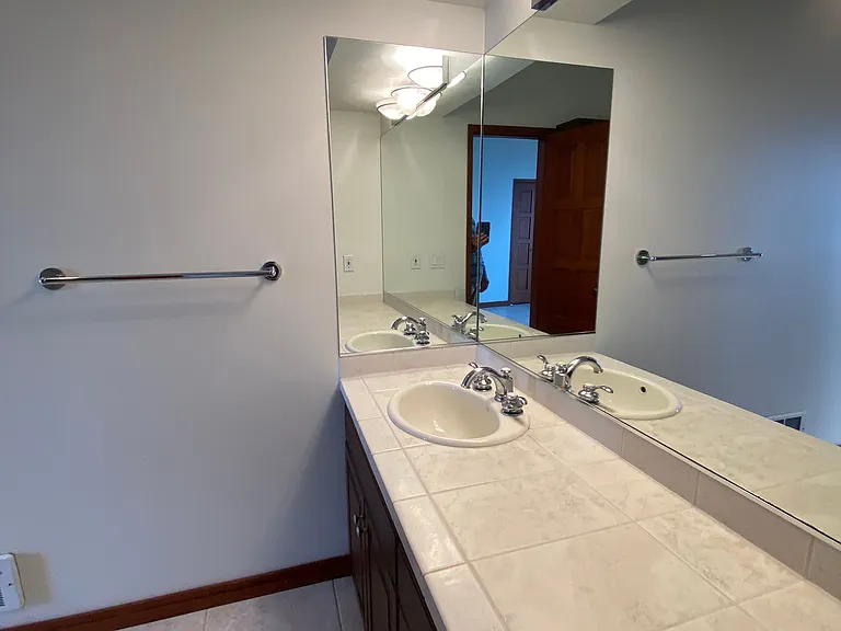 8279 W Mercer Way — Photo 17
