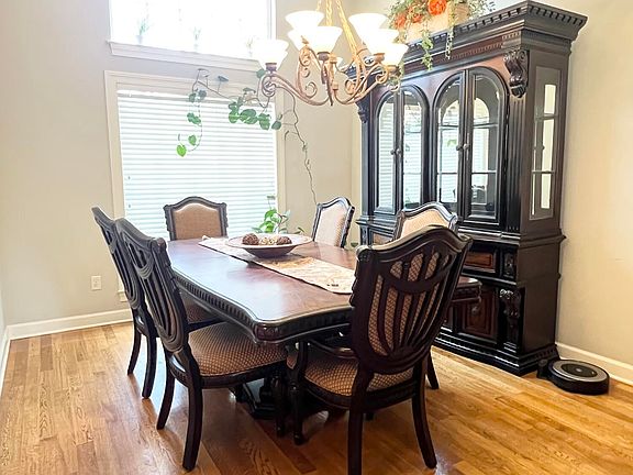 5th image of 3599 Cranberry Pointe Cv