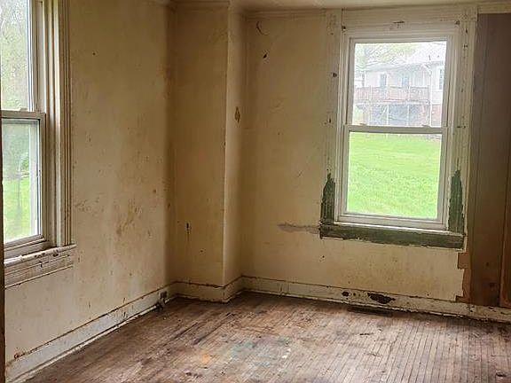4th image of 184 Park Ave