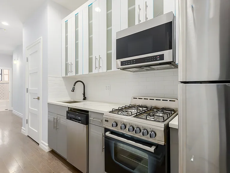 63-44 Fresh Pond Rd #1R — Photo 6