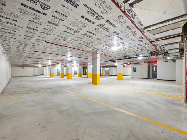 163-07 72nd Avenue image 18 of 22