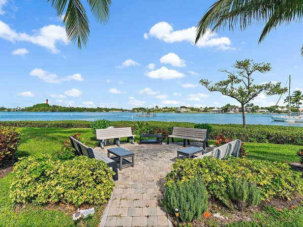 755 Saturn Street #H206, Jupiter, FL 33477