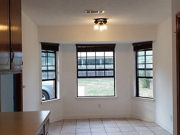 3rd image of 4200 Sablan Ln