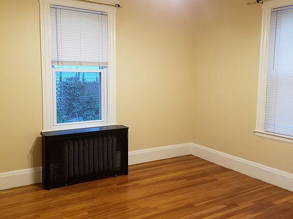 5th image of 62-64 Greenwood Ave